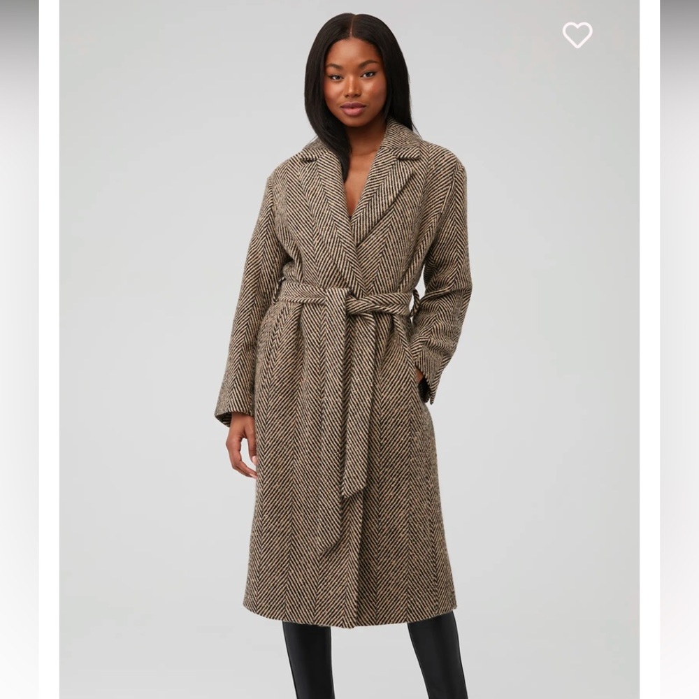 ASTR rhodes wrap coat in taupe/black